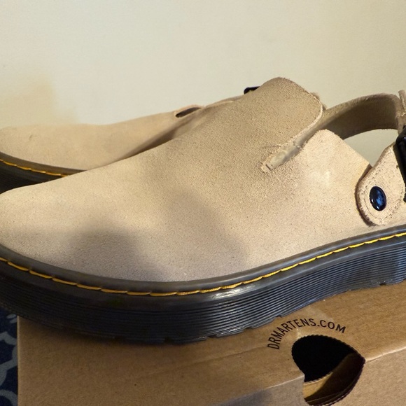 Dr. Martens Tan Mules Comfortable Clogs - Picture 6 of 9